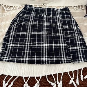 Black plaid skirt